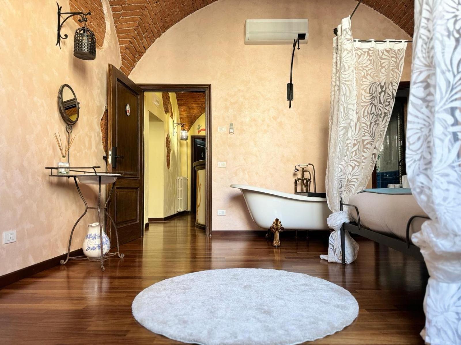 Luxury Corte Dei Nobili Лукка Экстерьер фото